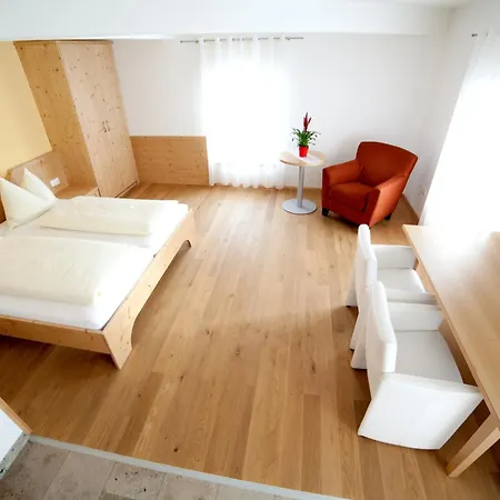 Essl בית הארחה