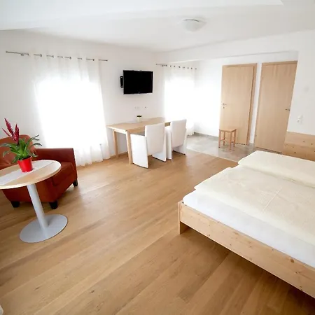 Guest house Essl